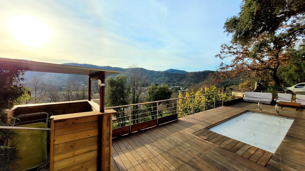 Photo of Patio Balcony in Collobrieres