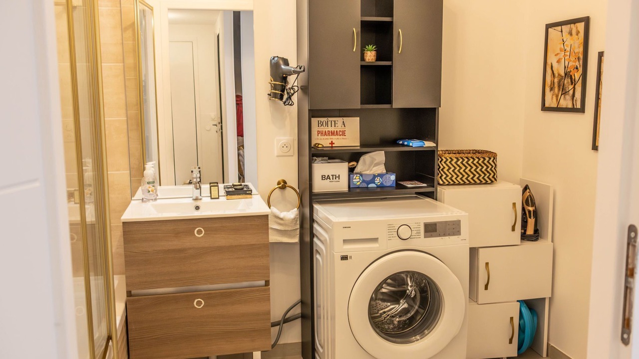 Photo of Bathroom in Cluses