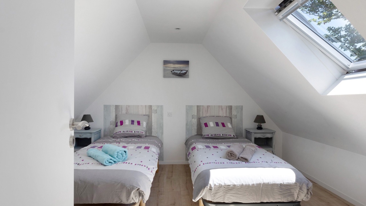 Photo of Bedroom in Plougrescant