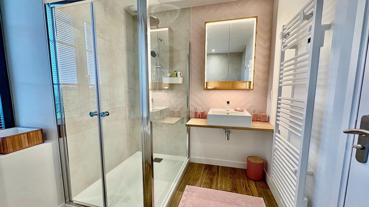 Photo of Bathroom in Corseul