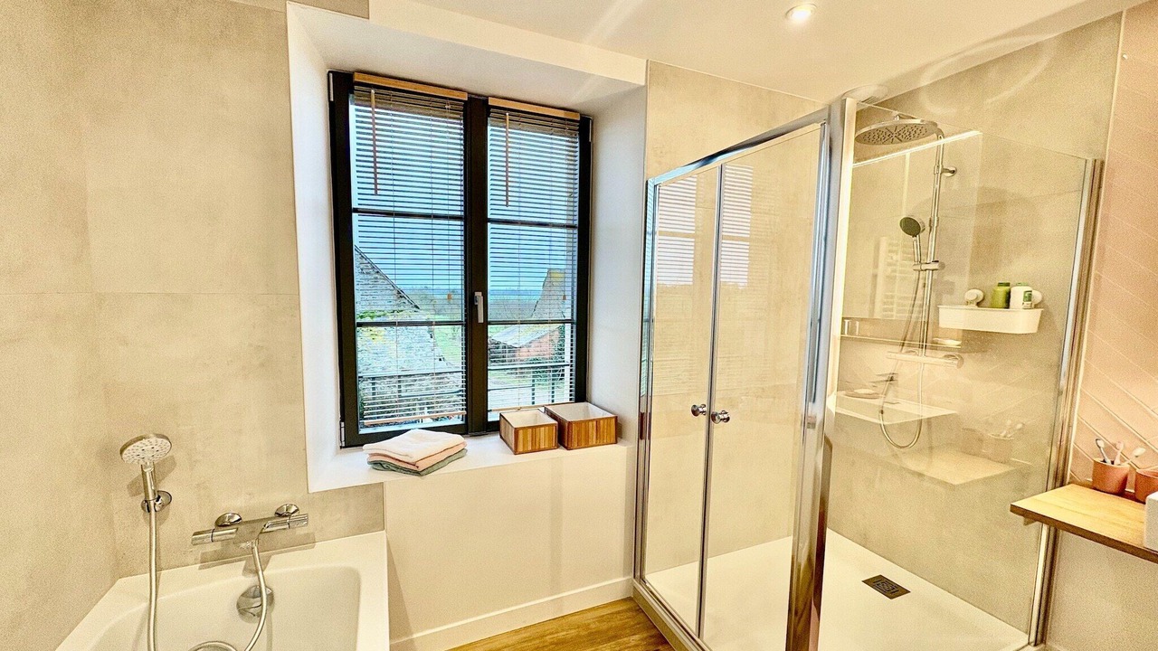 Photo of Bathroom in Corseul