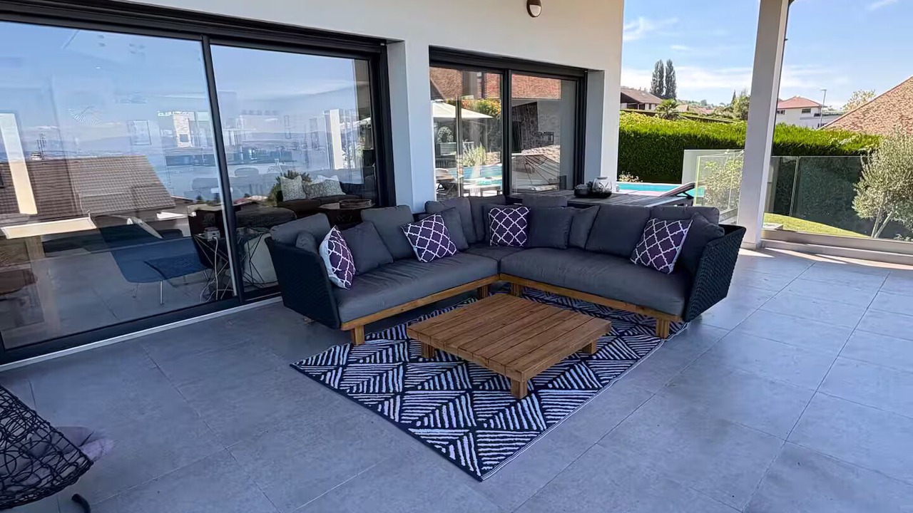 Photo of Patio Balcony in Evian-les-Bains