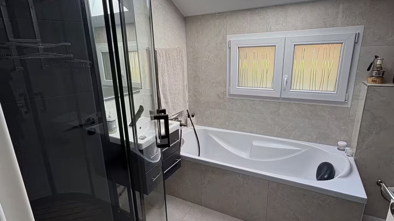 Photo of Bathroom in Evian-les-Bains