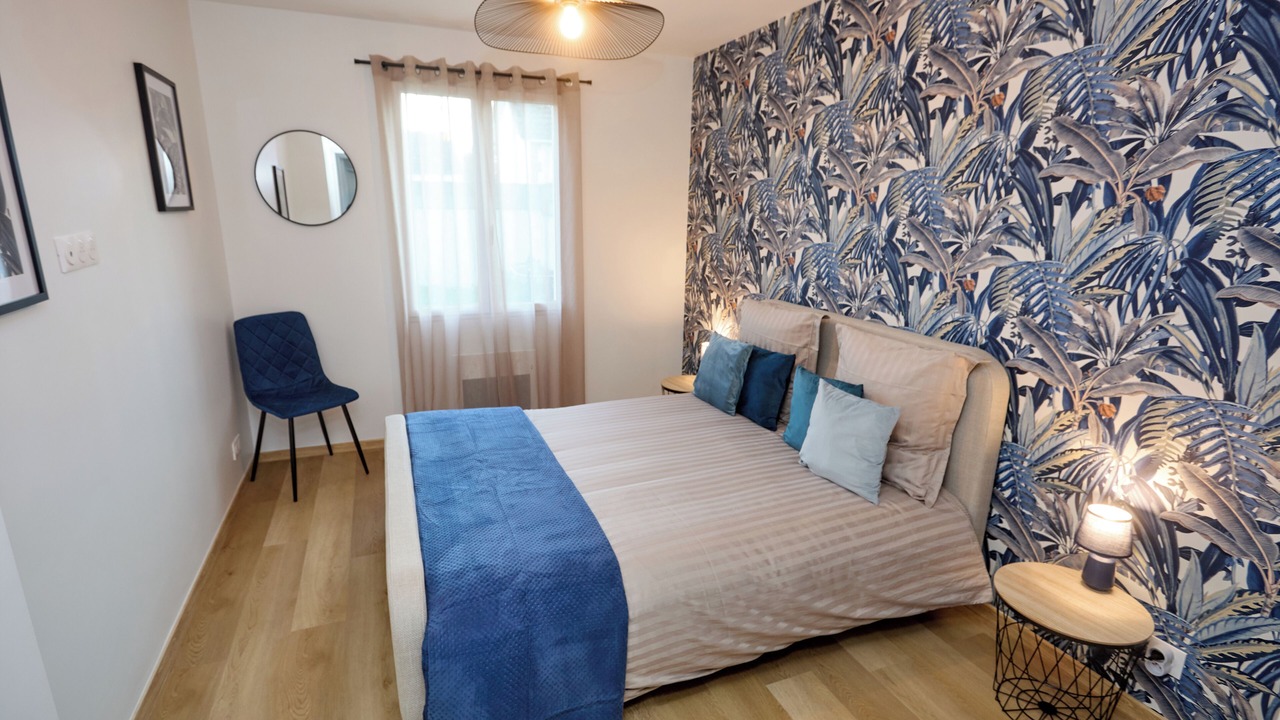 Photo of Bedroom in Bonnard