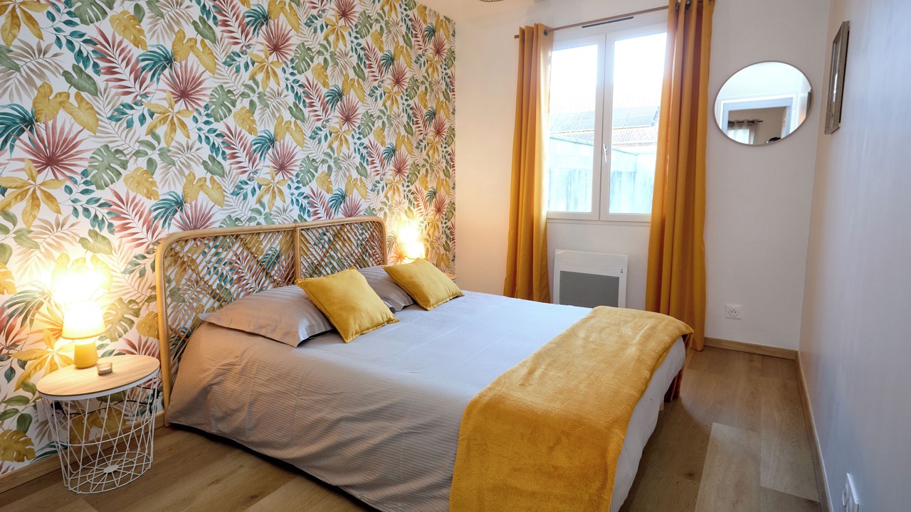 Photo of Bedroom in Bonnard