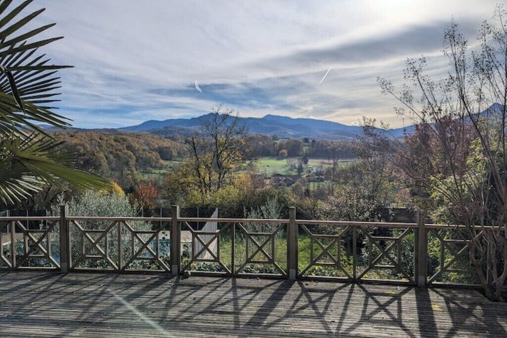 Photo of Outdoor in Couret