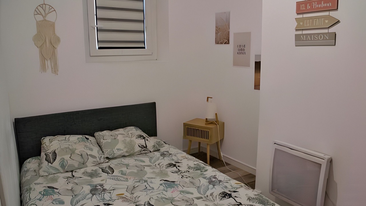 Photo of Bedroom in Joigny