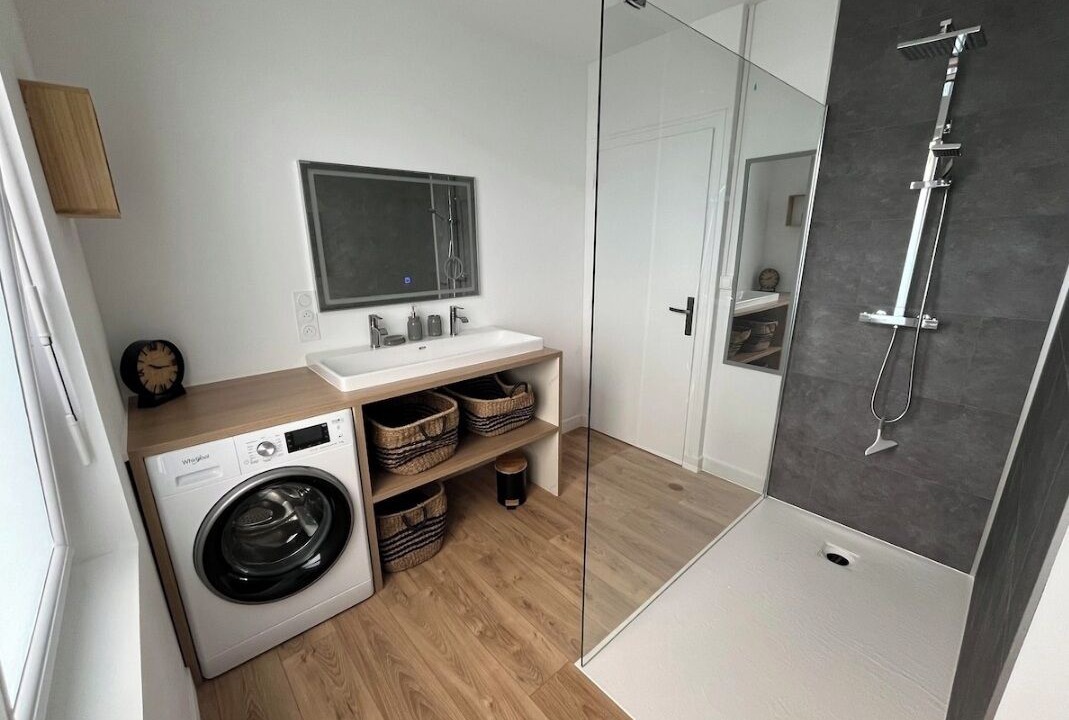 Photo of Bathroom in Quessoy
