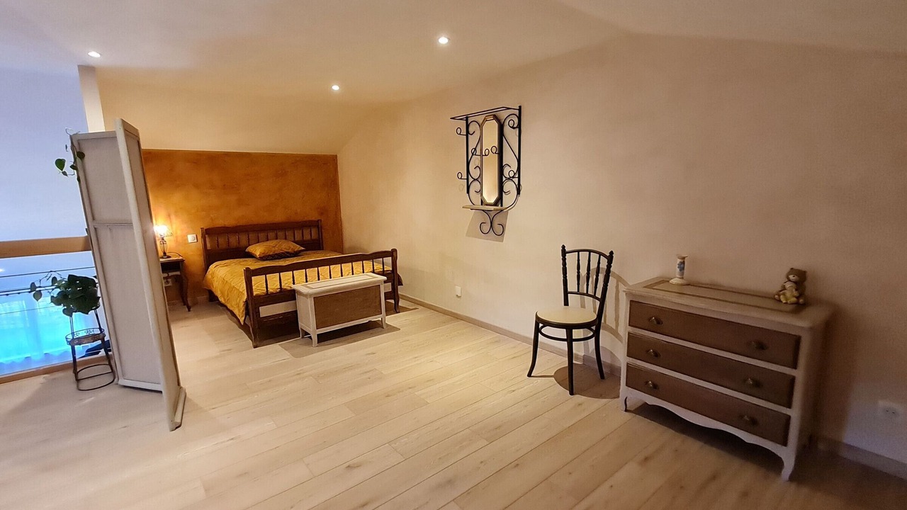 Photo of Bedroom in Repaix