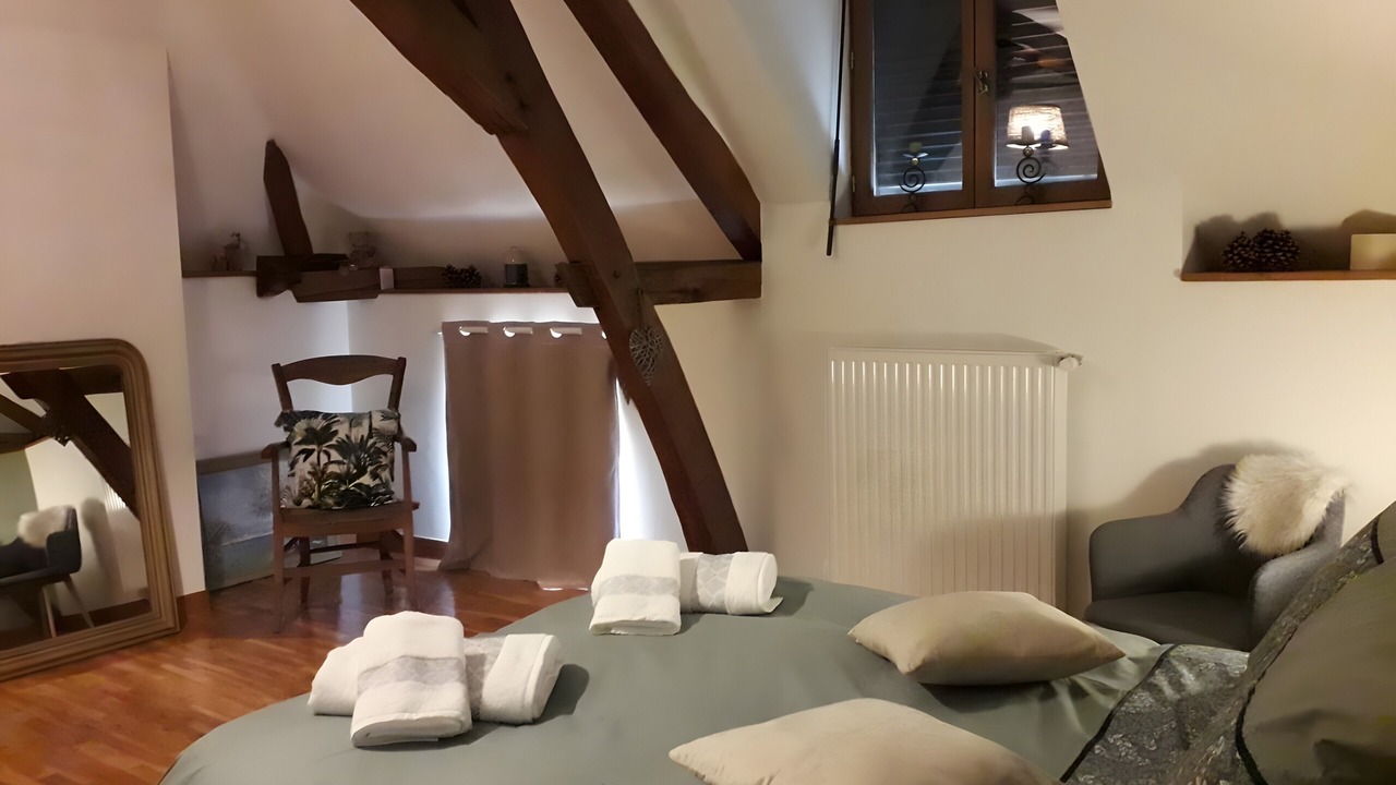Photo of Bedroom in Eaux-Puiseaux