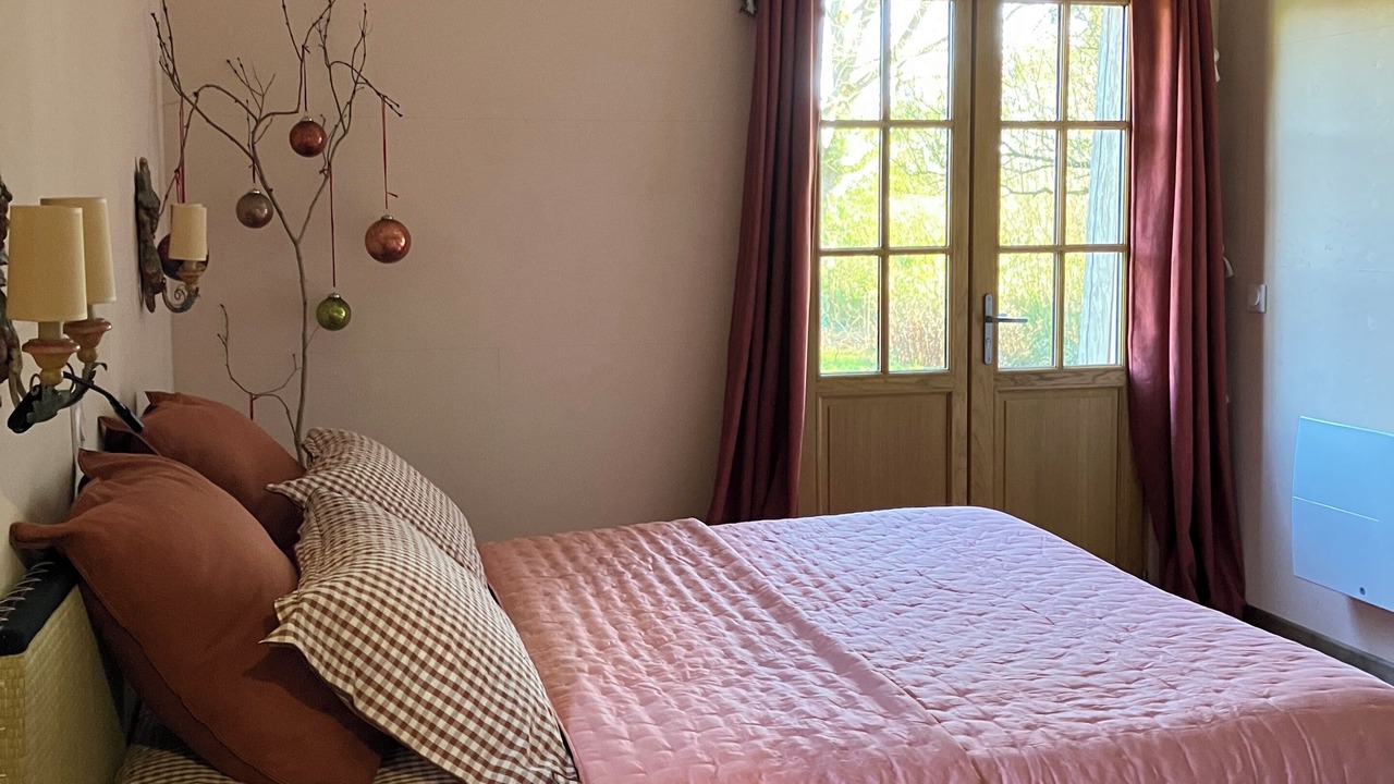 Photo of Bedroom in Montreuil-sur-Barse