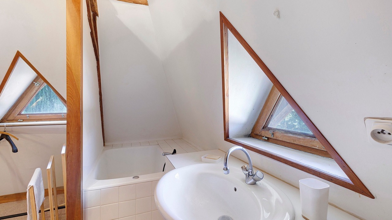 Photo of Bathroom in Saint-Crepin-d'Auberoche