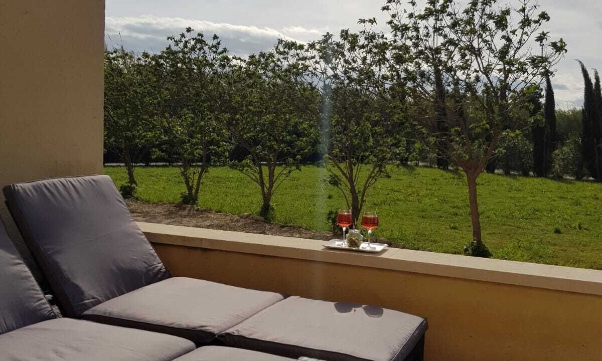 Photo of Patio Balcony in Saint Pierre de Mezoargues