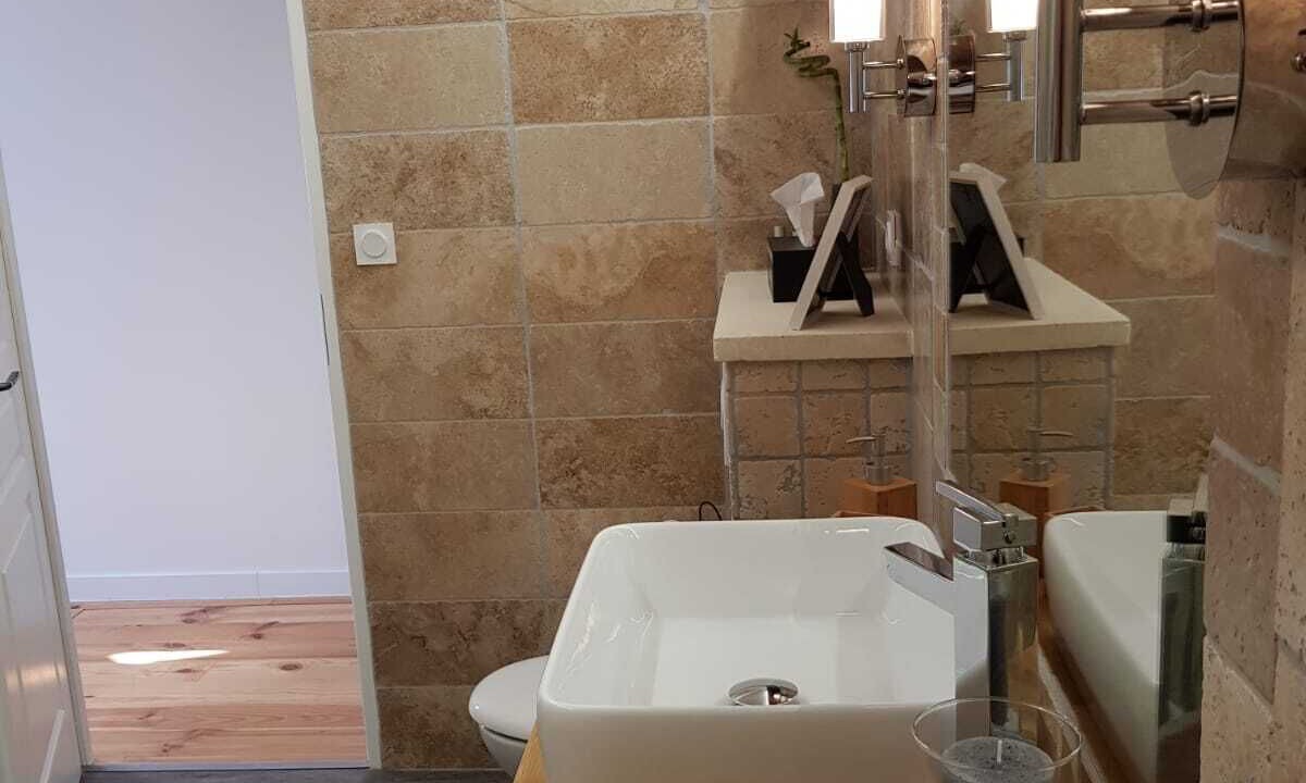 Photo of Bathroom in Saint Pierre de Mezoargues