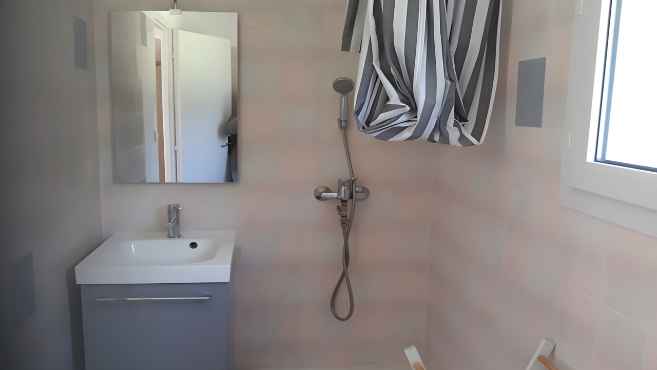 Photo of Bathroom in Plourhan