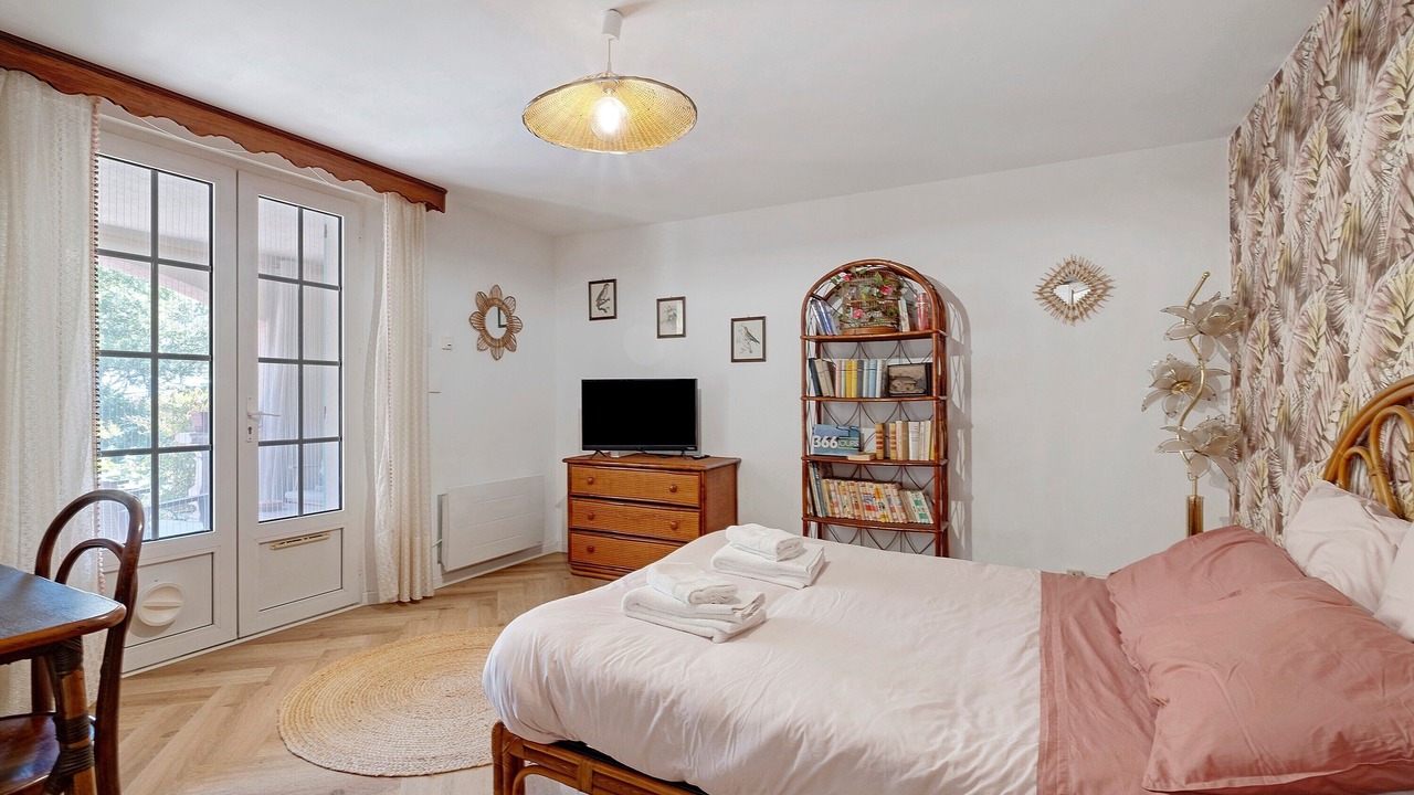Photo of Bedroom in Speracedes
