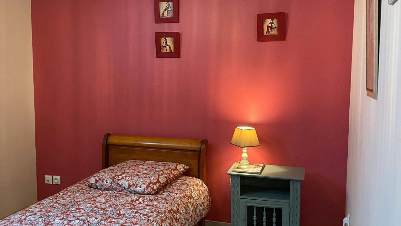 Photo of Bedroom in Plesder