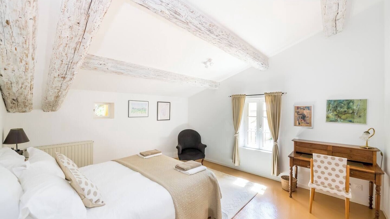 Photo of Bedroom in Neoules