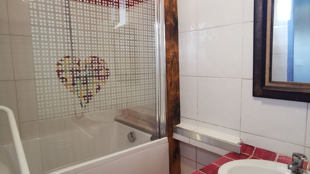 Photo of Bathroom in Bargeme