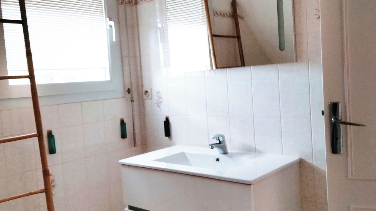 Photo of Bathroom in Planguenoual
