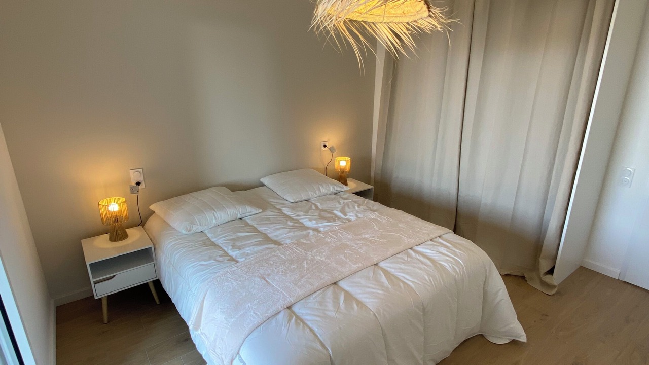 Photo of Bedroom in Lancieux