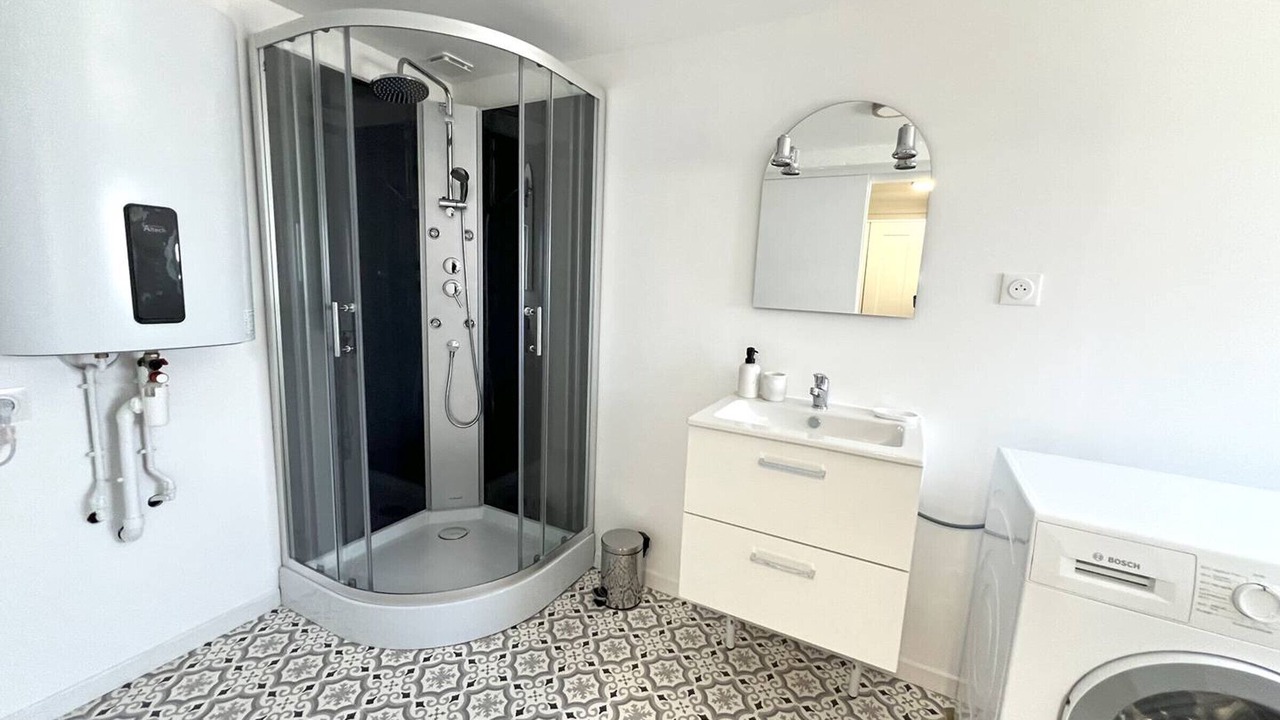 Photo of Bathroom in Saint-Dizier