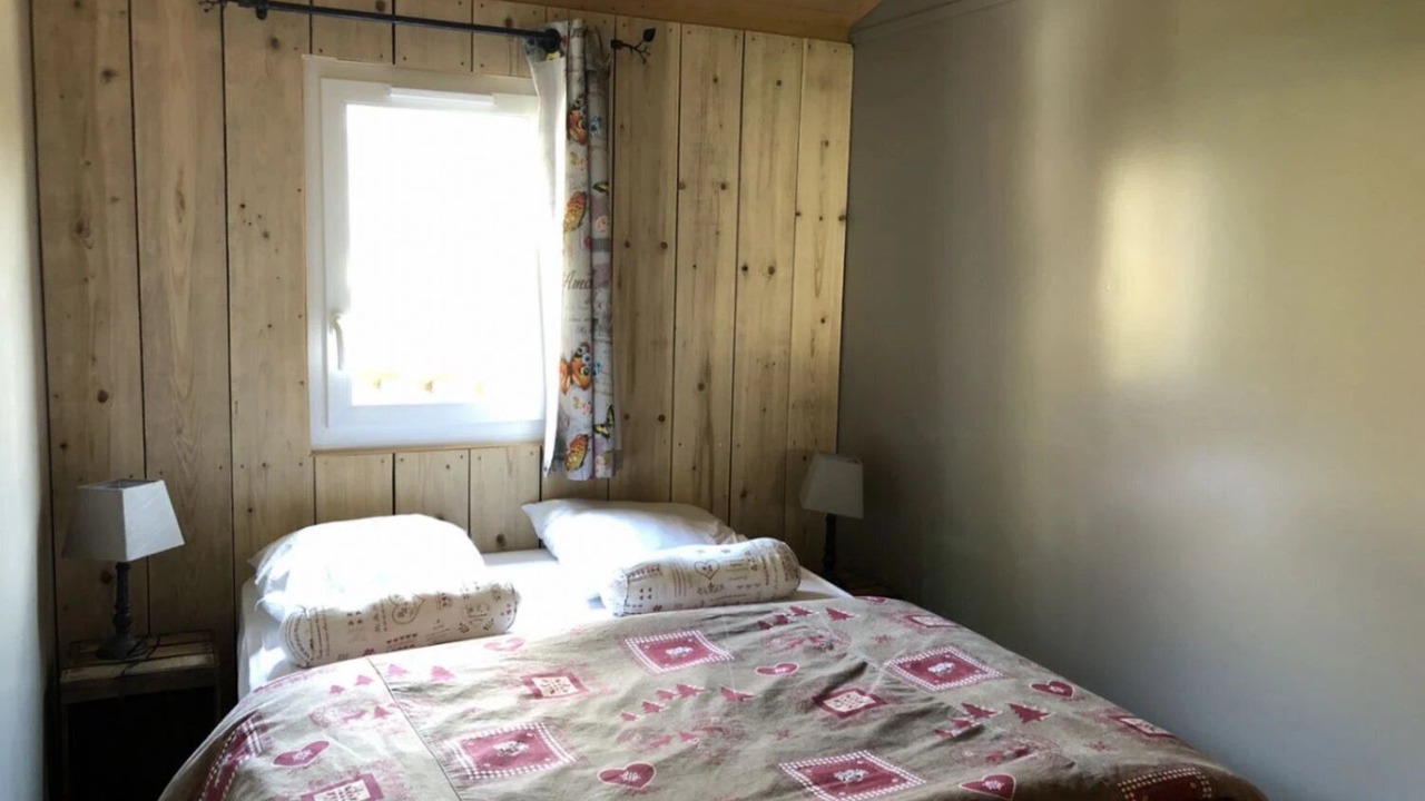 Photo of Bedroom in Roquefeuil