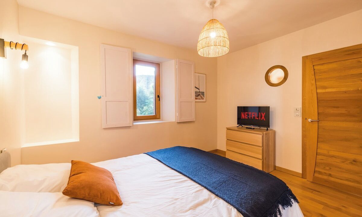 Photo of Bedroom in Lannion