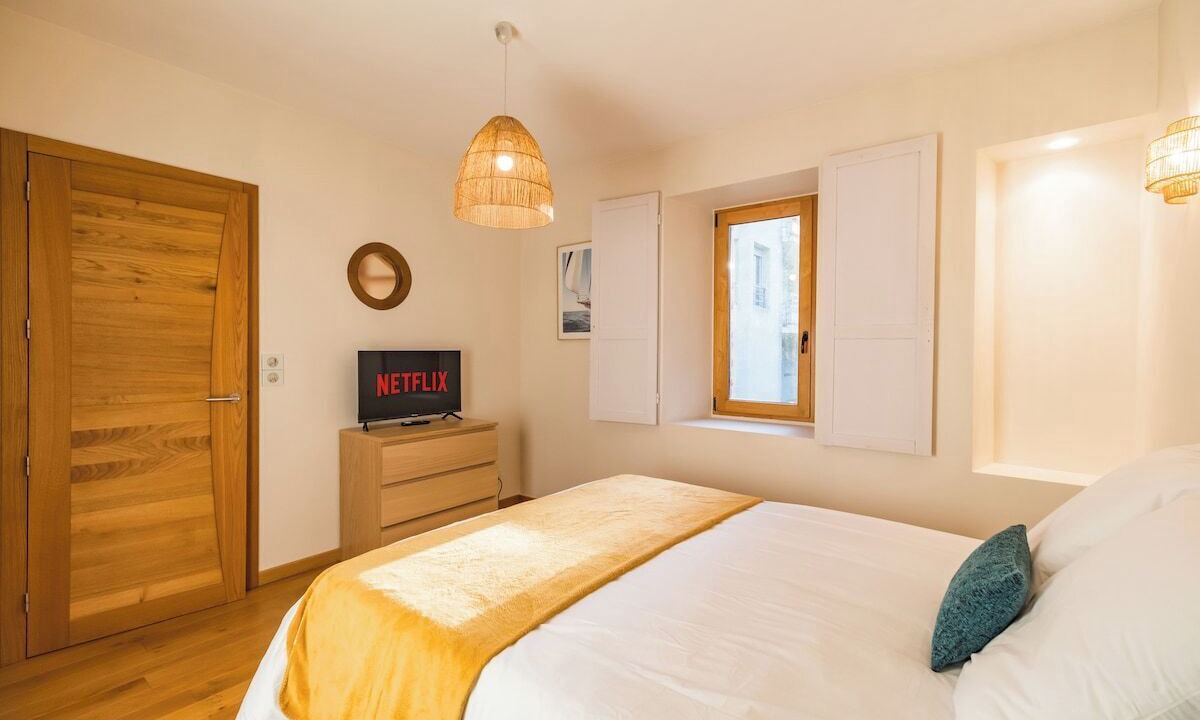 Photo of Bedroom in Lannion