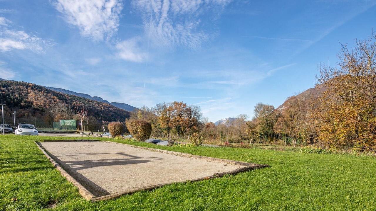 Photo of Outdoor in Giez