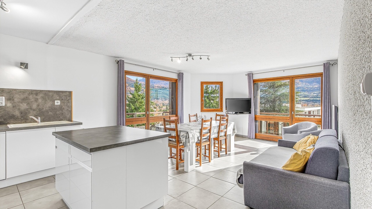 Photo of Livingroom in Embrun