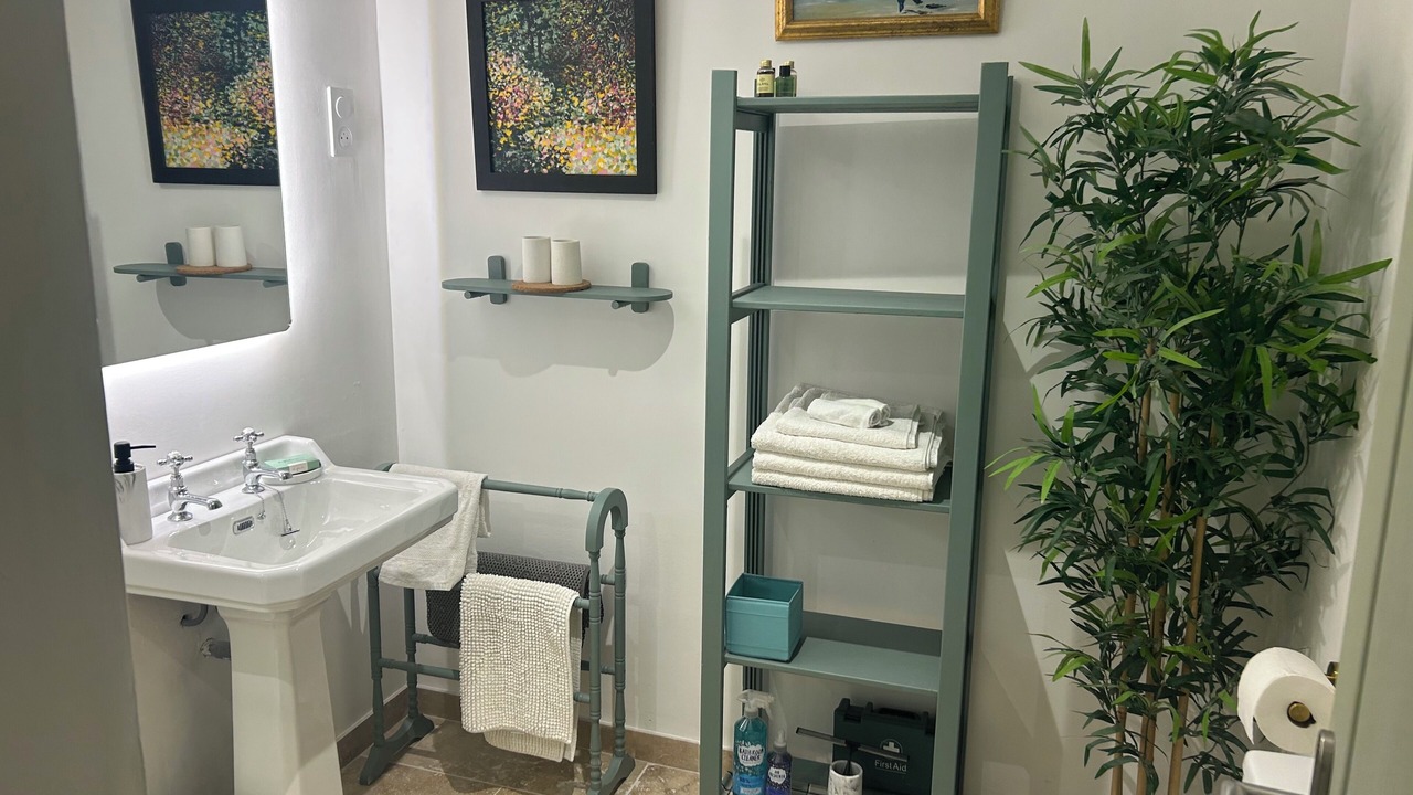 Photo of Bathroom in Laroque-d'Olmes
