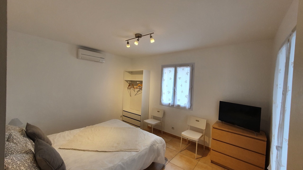 Photo of Bedroom in Le Val