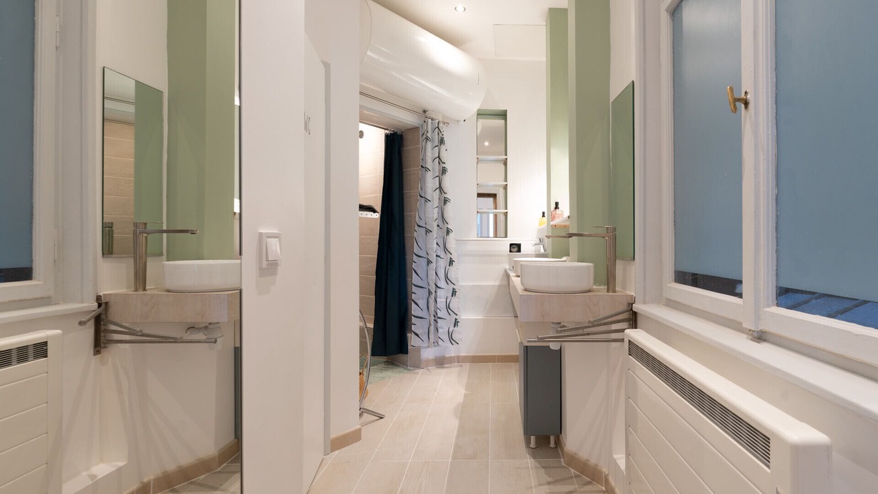 Photo of Bathroom in Nouvelle Ville