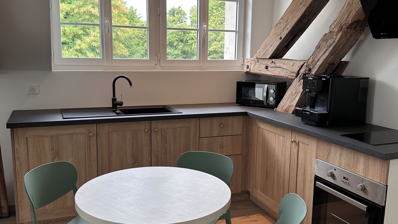 Photo of Kitchen in Villeneuve-l'Archeveque