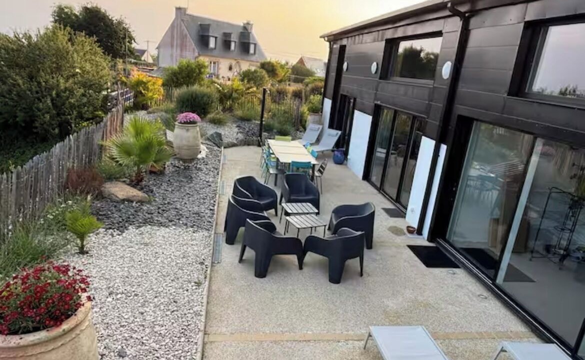 Photo of Outdoor in Trelevern