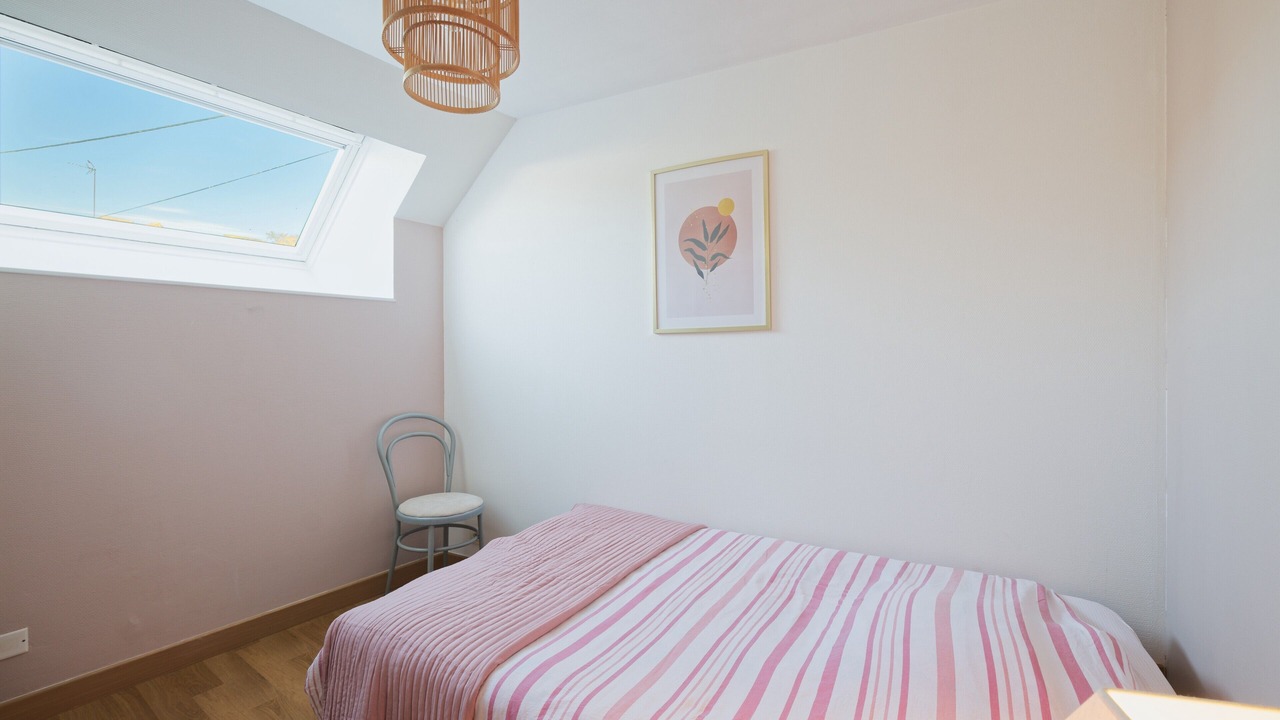 Photo of Bedroom in Neant-sur-Yvel