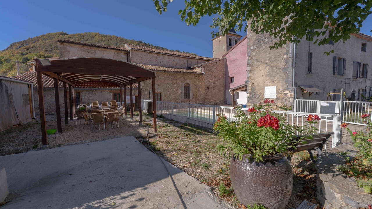 Photo of Patio Balcony in Roquefeuil