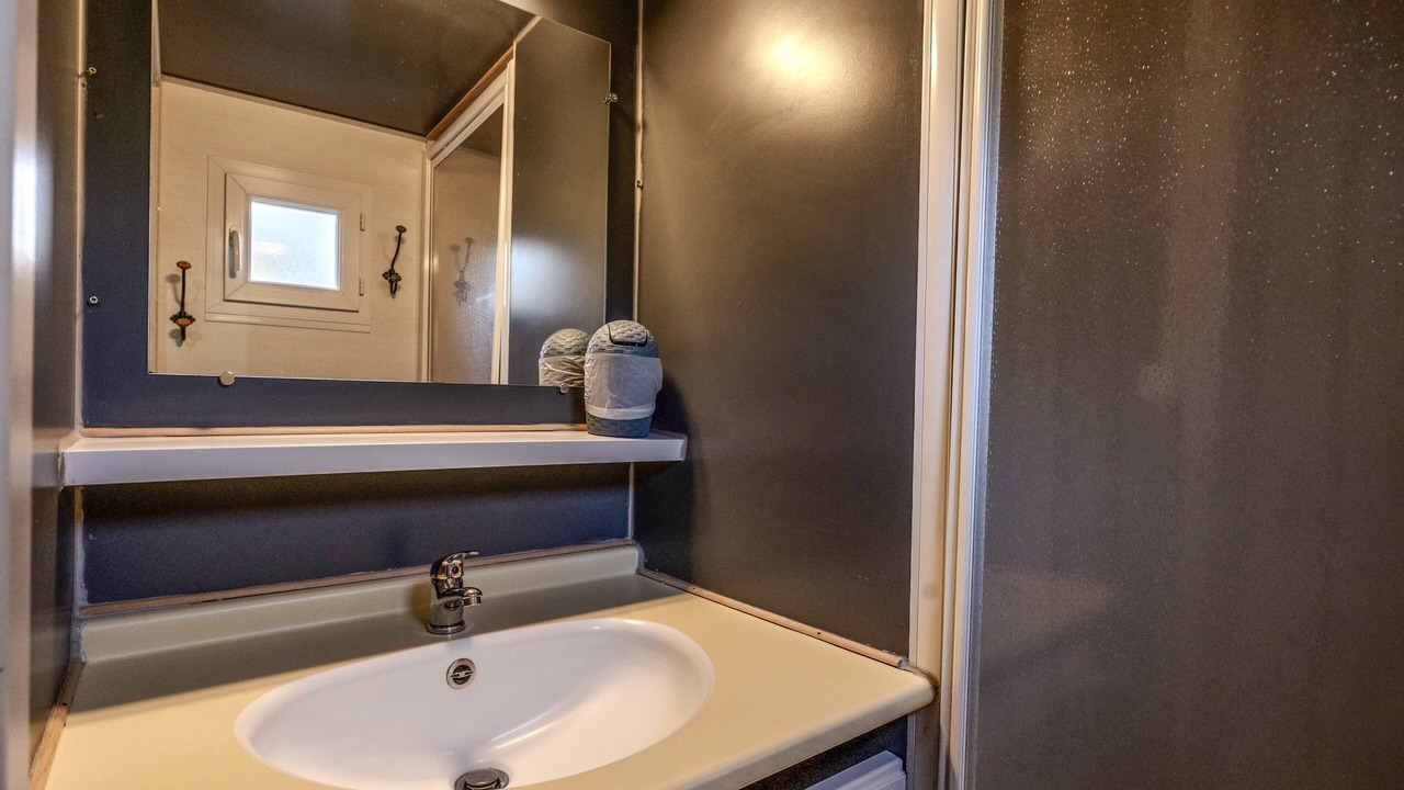 Photo of Bathroom in Roquefeuil