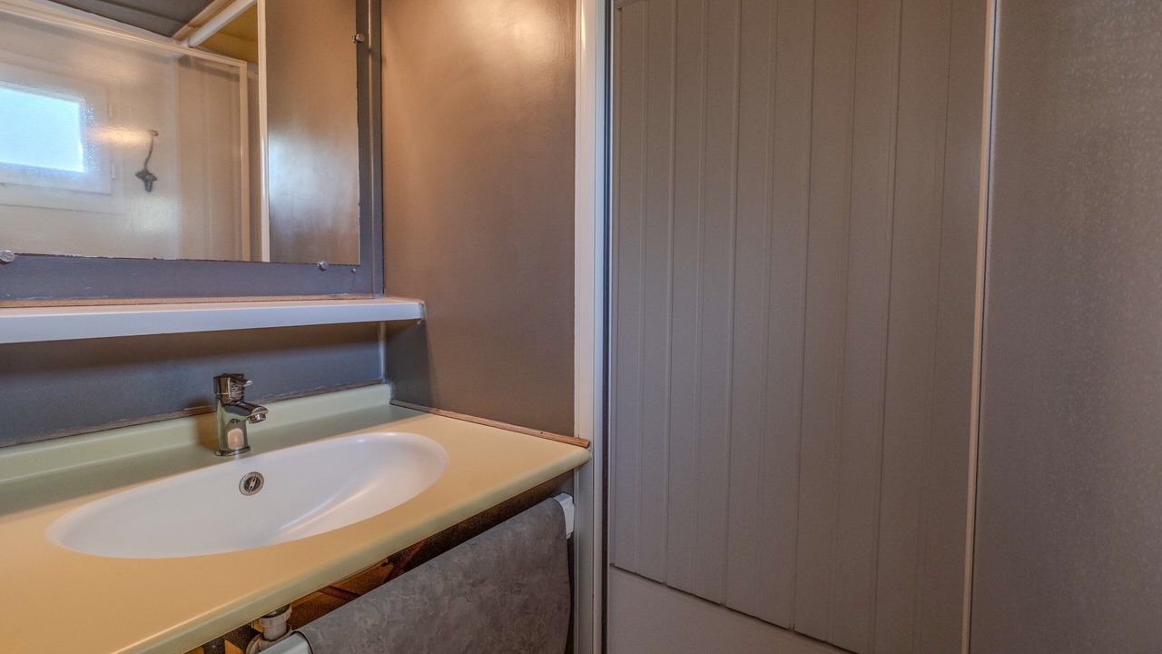 Photo of Bathroom in Roquefeuil