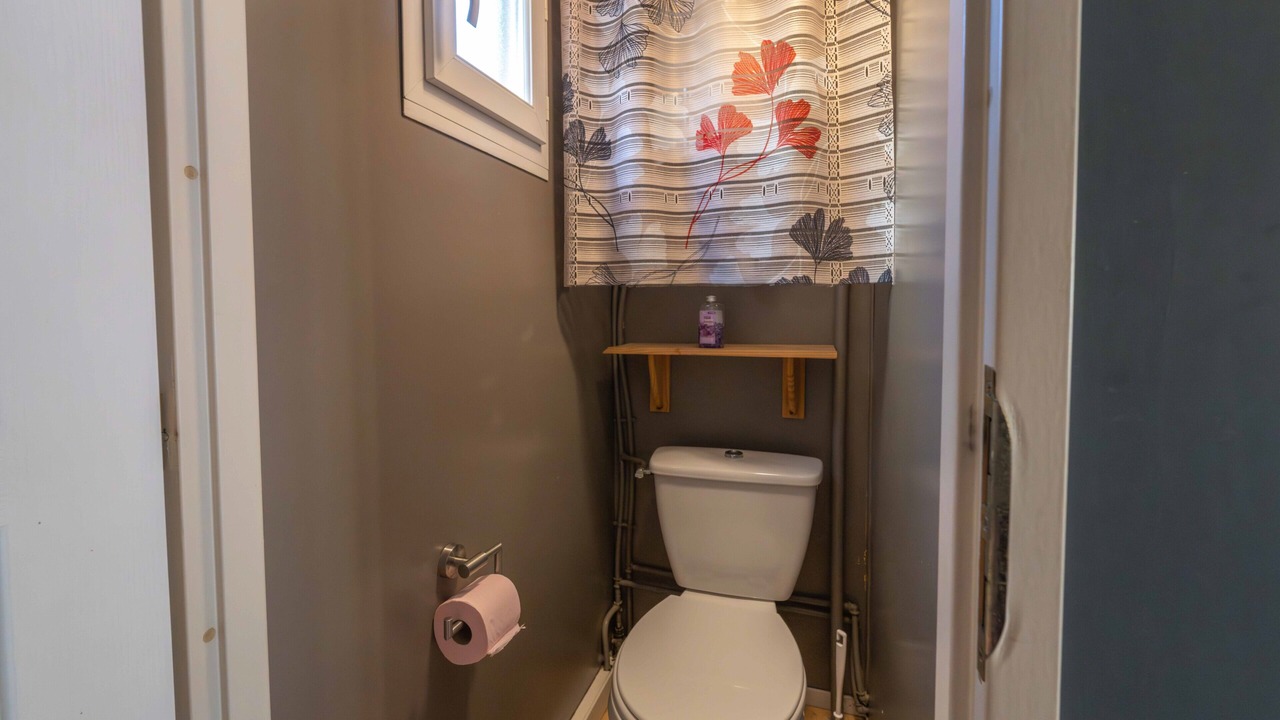 Photo of Bathroom in Roquefeuil