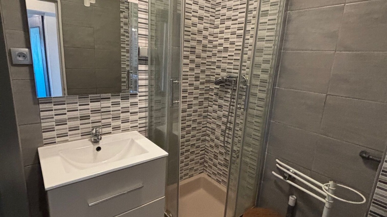 Photo of Bathroom in Rombas
