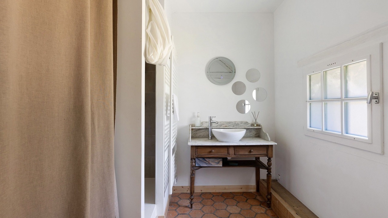 Photo of Bathroom in Saint-Viatre