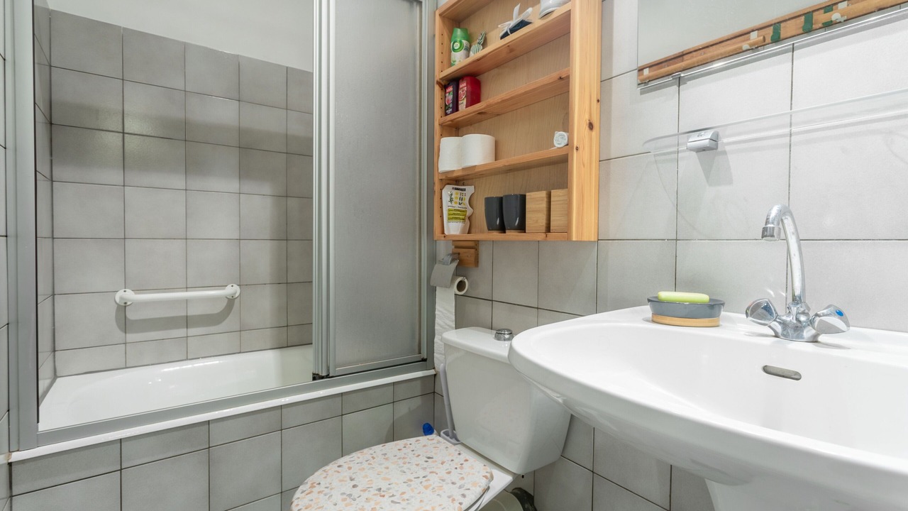 Photo of Bathroom in Collobrieres