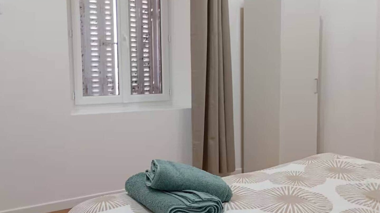 Photo of Bedroom in Romilly-sur-Seine
