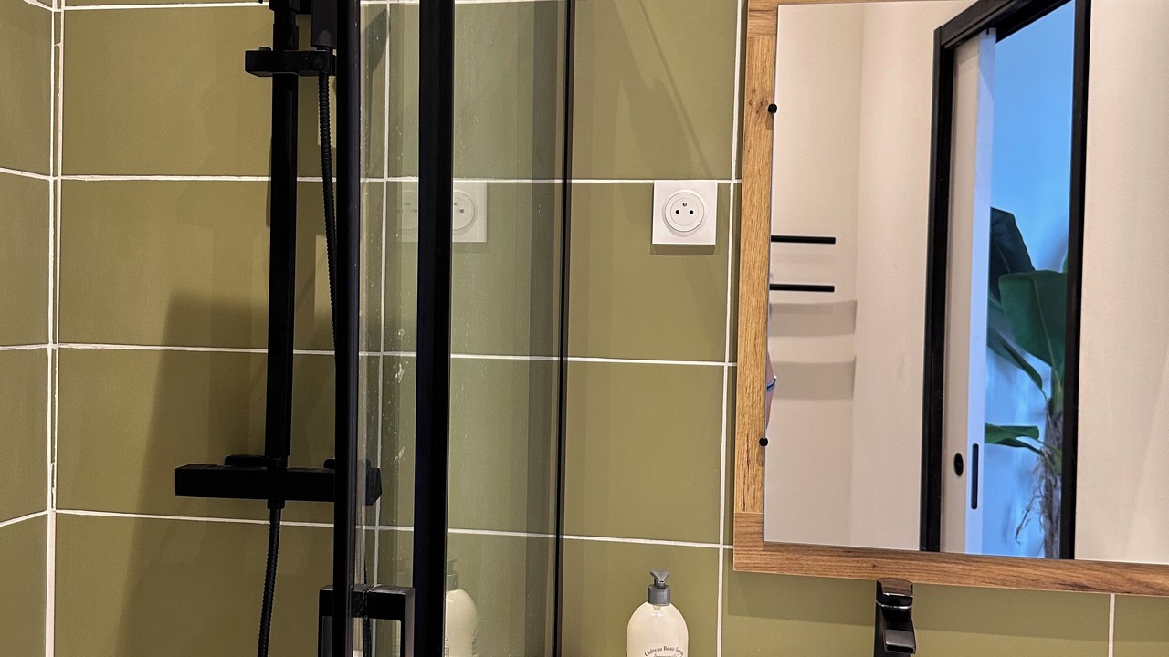 Photo of Bathroom in Perigueux