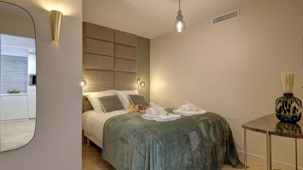 Photo of Bedroom in Grenelle