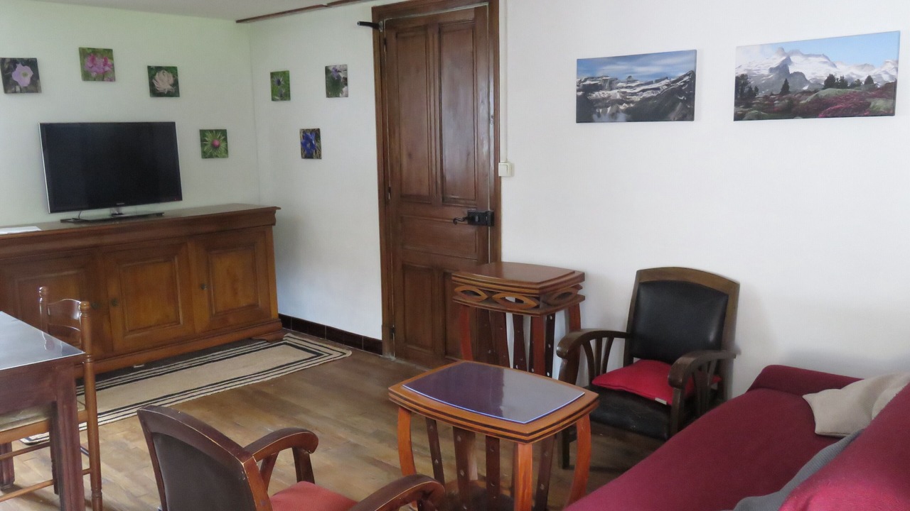 Photo of Livingroom in Esquieze-Sere