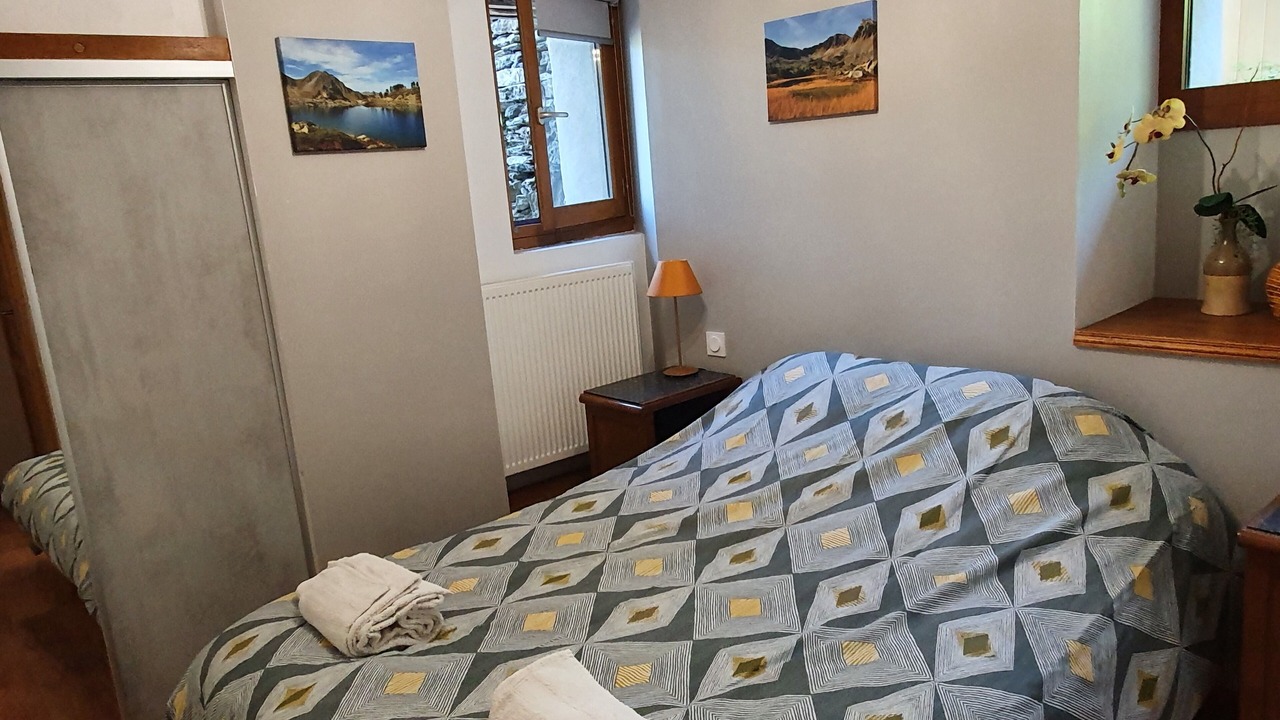 Photo of Bedroom in Esquieze-Sere