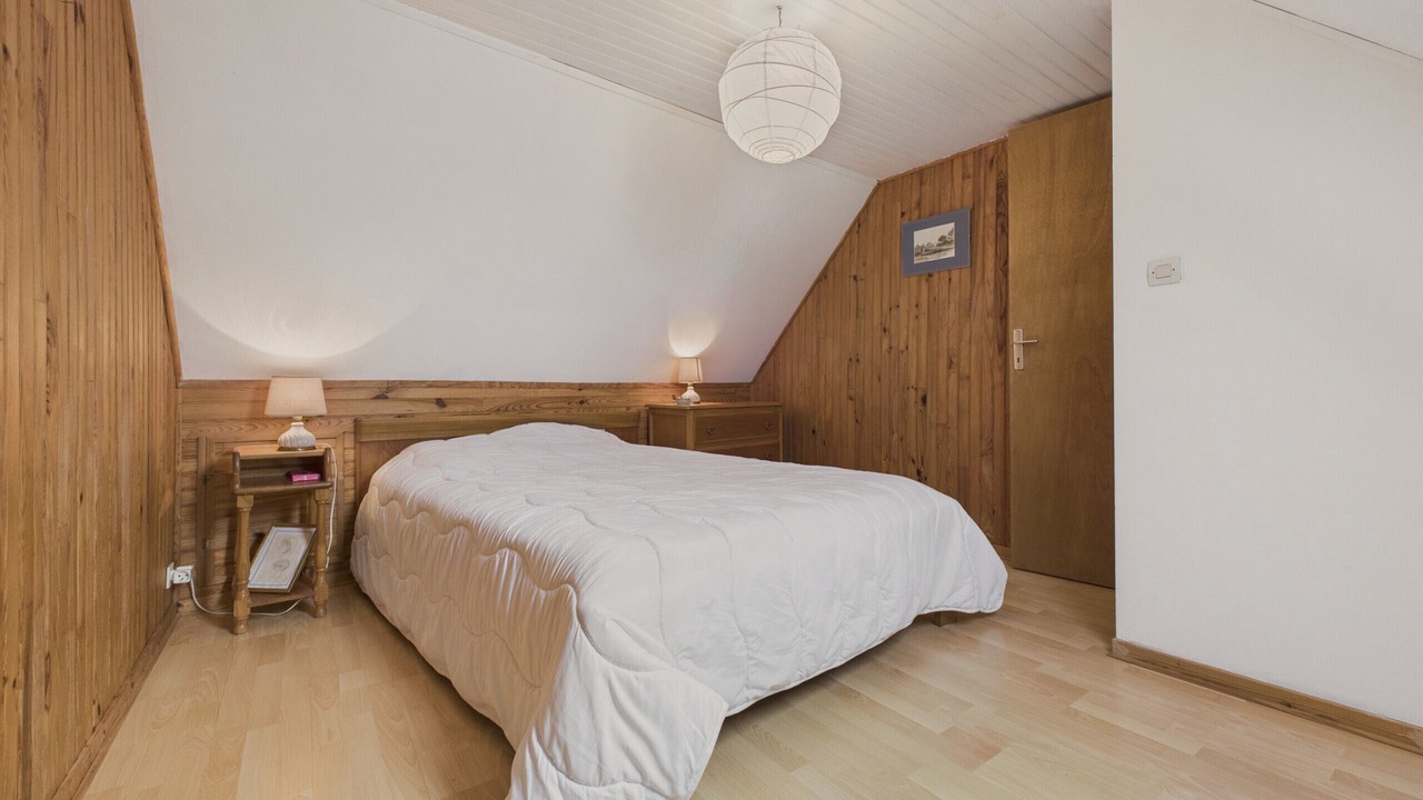 Photo of Bedroom in Plougrescant